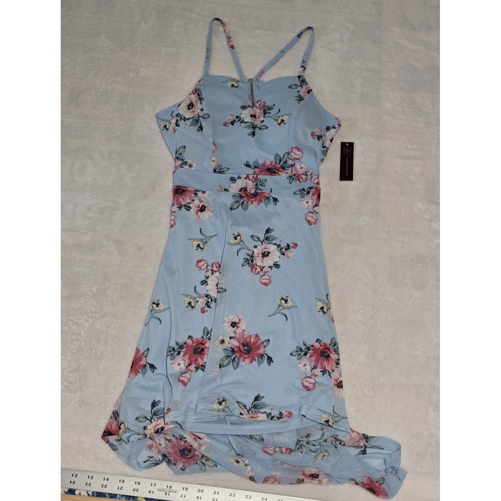 No Boundaries Medium light blue Pink Floral Notch Neck with Open Lace Zip Back